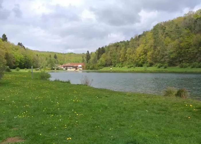 Le Repaire Des Hérissons Vallée De Rabais Hébergement de vacances *